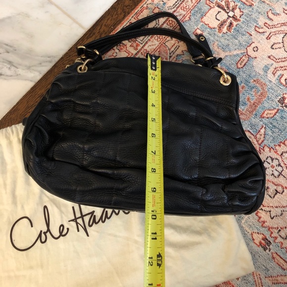 COLE HAAN Pebbled Leather Black Purse - Picture 3 of 14